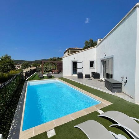 Villa Avec Piscine Cuers Exterior foto
