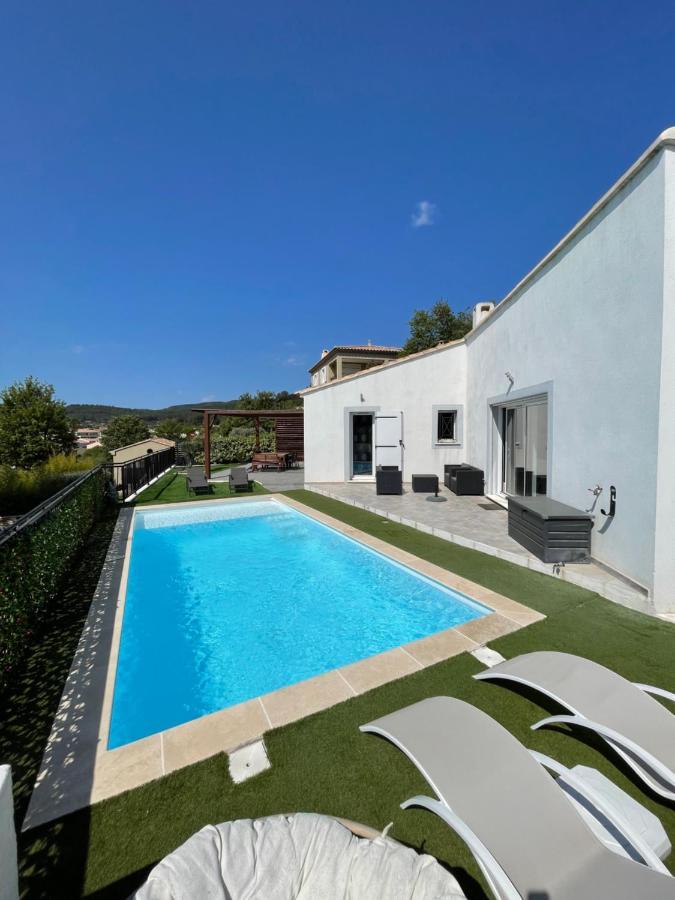 Villa Avec Piscine Cuers Exterior foto