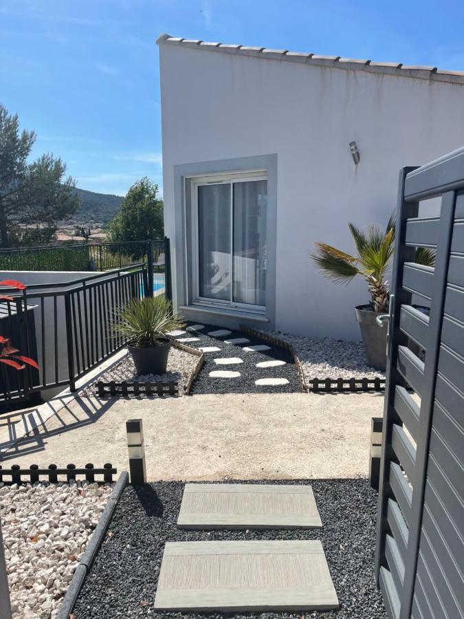 Villa Avec Piscine Cuers Exterior foto